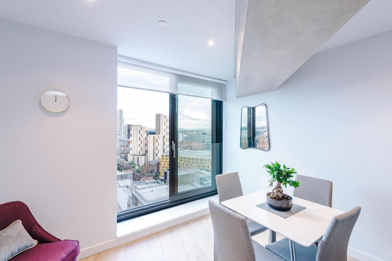 Hilltop Serviced Apartments - Deansgate マンチェスター エクステリア 写真