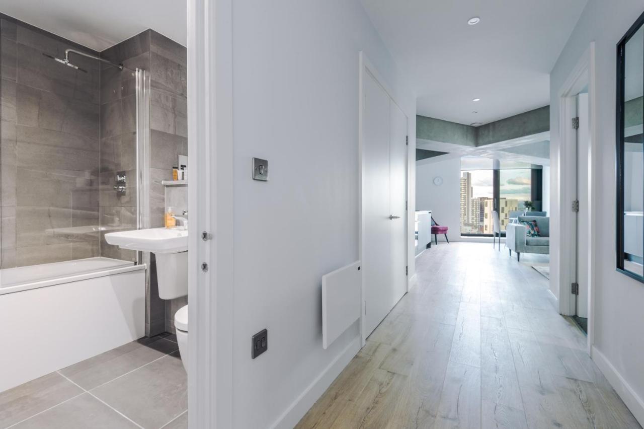 Hilltop Serviced Apartments - Deansgate マンチェスター エクステリア 写真