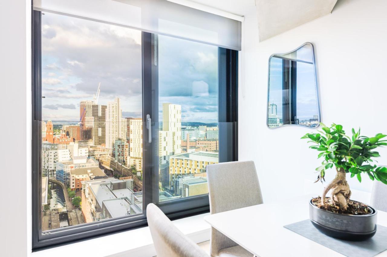 Hilltop Serviced Apartments - Deansgate マンチェスター エクステリア 写真