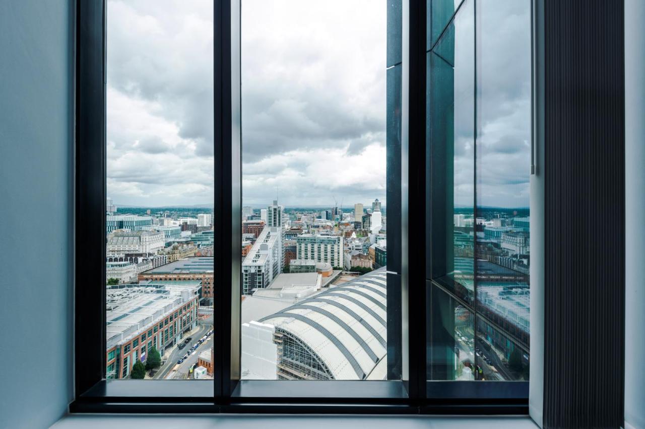Hilltop Serviced Apartments - Deansgate マンチェスター エクステリア 写真