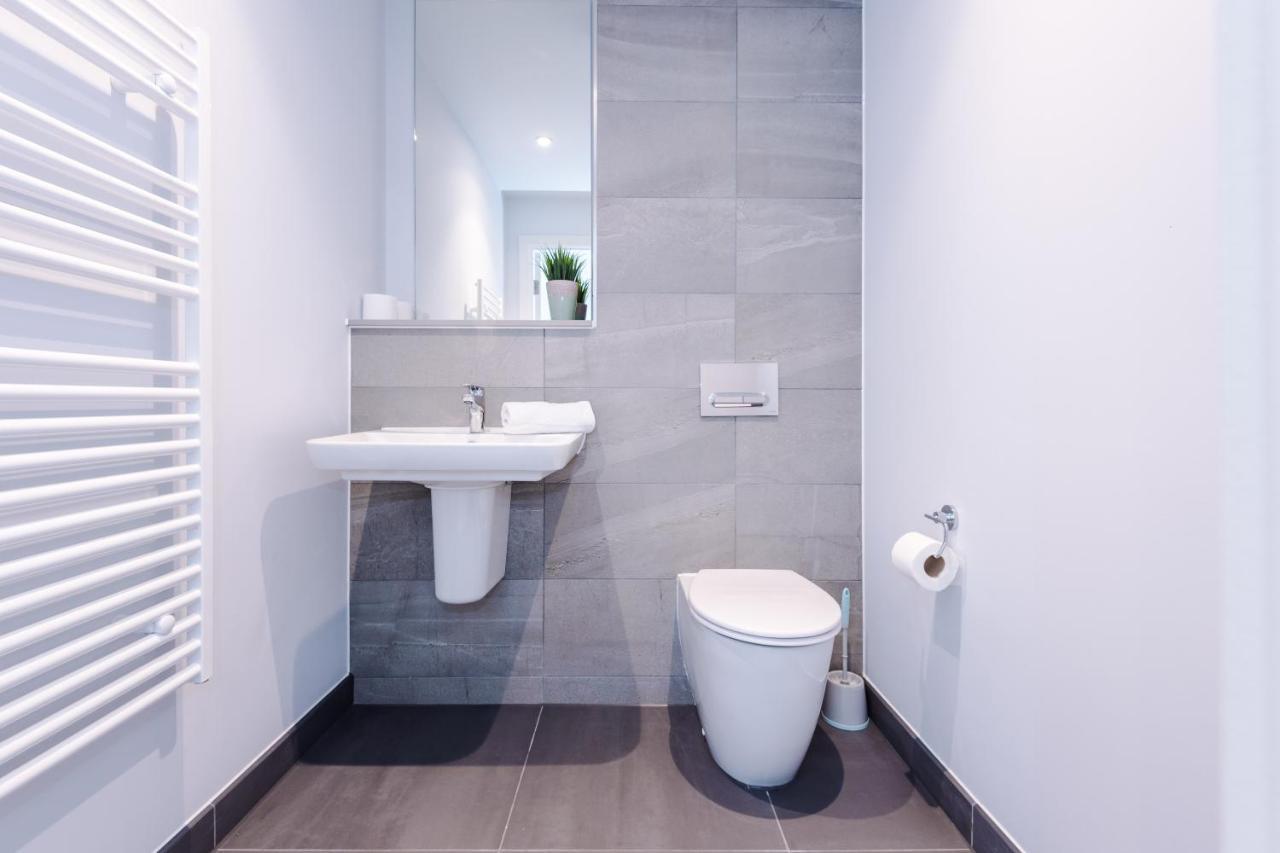 Hilltop Serviced Apartments - Deansgate マンチェスター エクステリア 写真