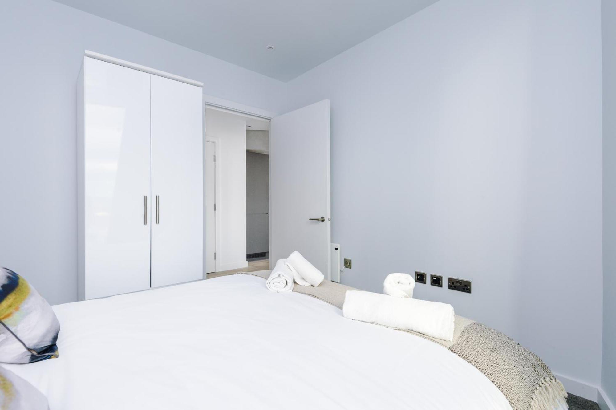 Hilltop Serviced Apartments - Deansgate マンチェスター エクステリア 写真